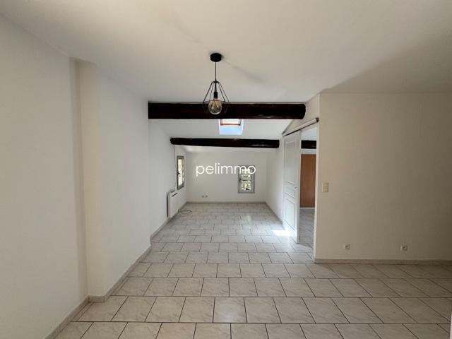 Appartement location à Aix-en-Provence, Pélissanne