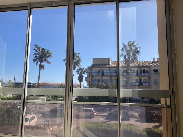 Appartement vente à Arrondissement de Toulon, Hyères
