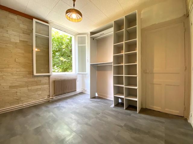 Appartement vente à Quartier La Ferme / Les Îles / Les Chartreux, Issy-les-Moulineaux