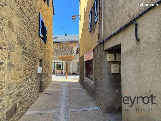 Appartement vente à Prades, Bourg-madame