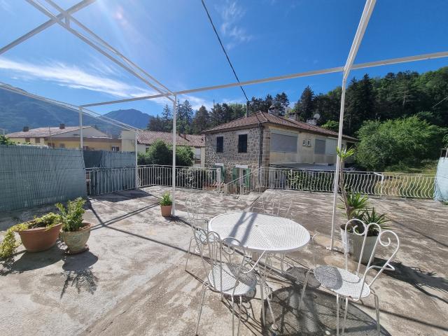Appartement location à Roquebillière, Alpes-Maritimes