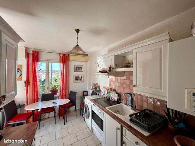 Appartement vente à Arrondissement de Draguignan, Saint-raphaël