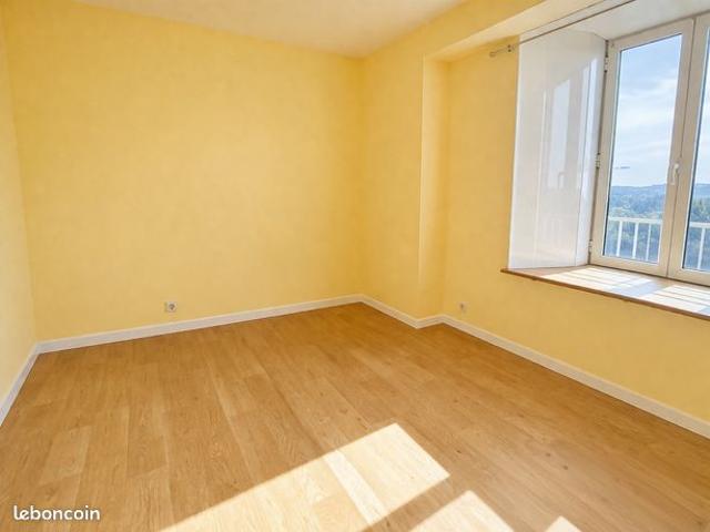 Appartement vente à Saint-Flour, Saint-flour
