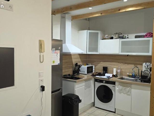 Appartement vente à Aix-en-Provence, Lambesc