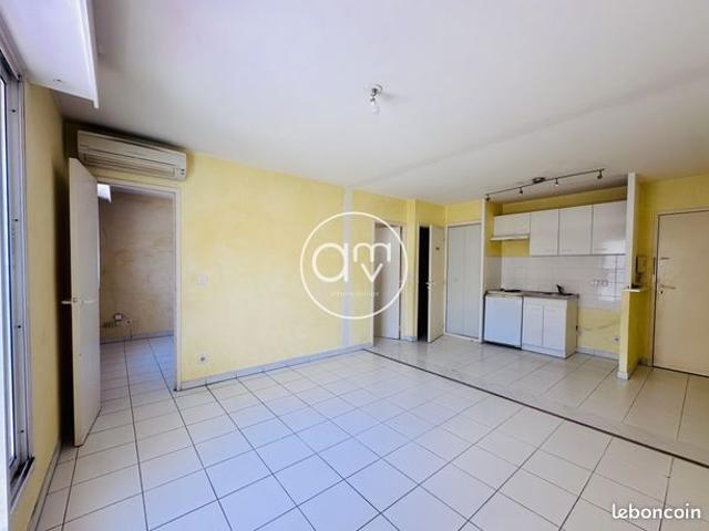 Appartement vente à Arrondissement de Toulon, Hyères