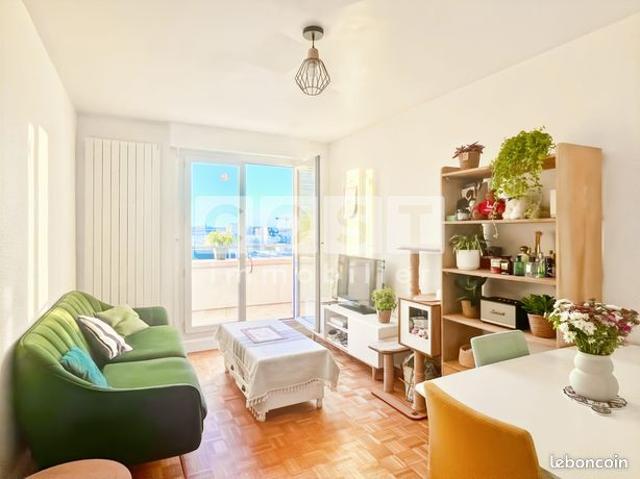 Appartement vente à Courbevoie, Hauts-de-Seine