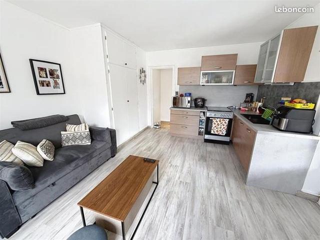 Appartement vente à Les Essarts-le-Roi, Yvelines