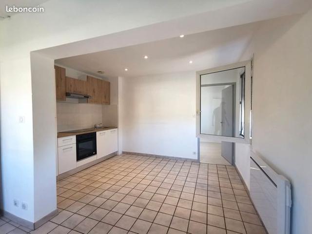 Appartement vente à La Tour-du-Pin, Aoste