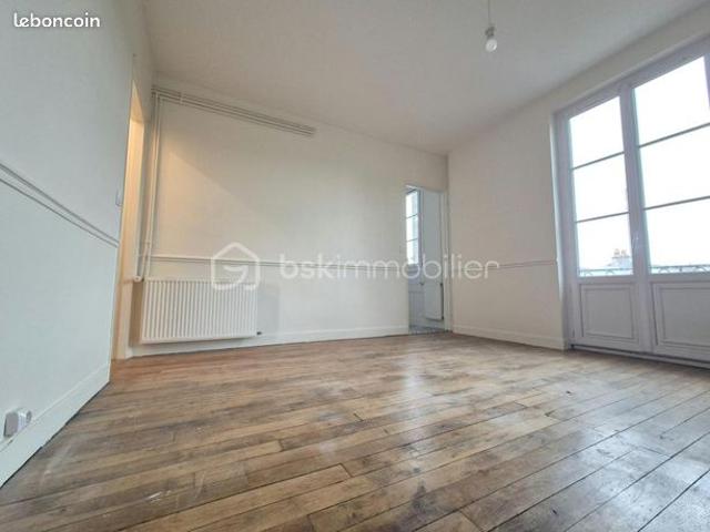 Appartement vente à Fleury-les-Aubrais, Loiret