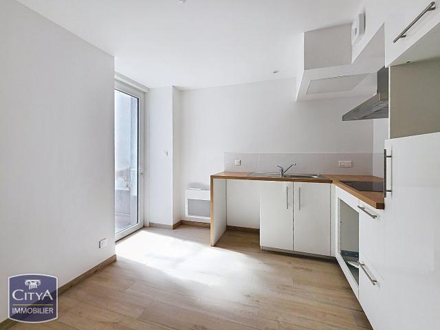 Appartement vente à Zone d'activités du Chêne Rond, Cholet