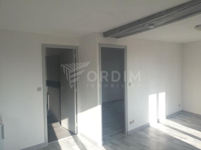 Appartement location à Gy-l'Évêque, Yonne