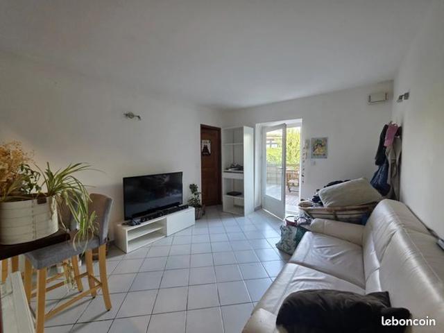 Appartement vente à Privas, Le Teil