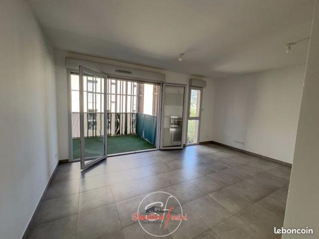 Appartement vente à Carros, Alpes-Maritimes
