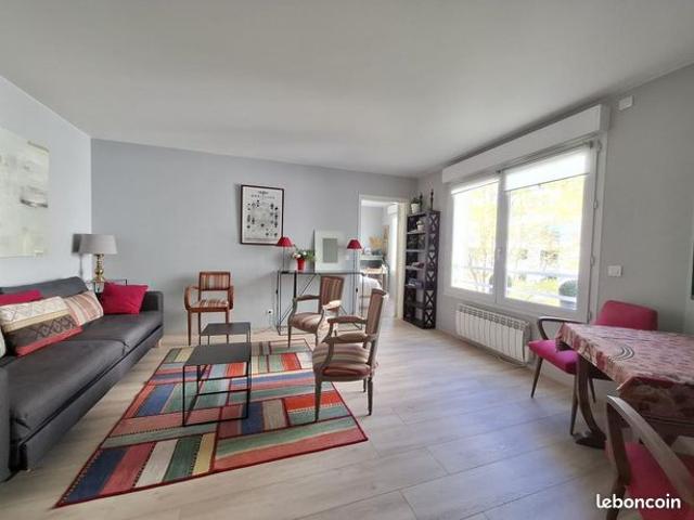 Appartement vente à Issy-les-Moulineaux, Hauts-de-Seine