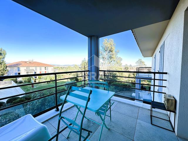 Appartement vente à Arrondissement de Draguignan, Roquebrune-sur-argens