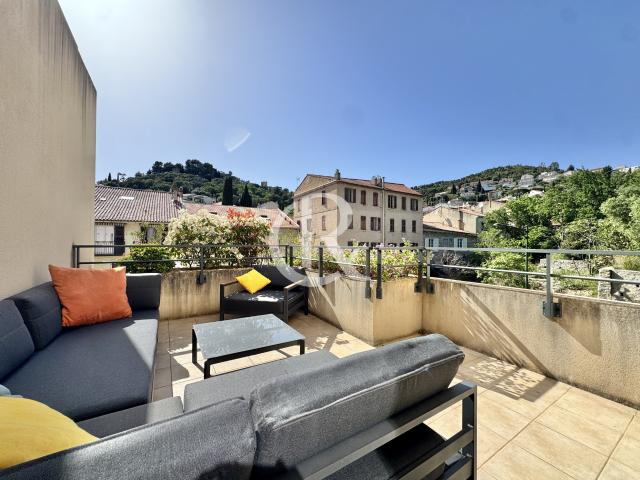 Appartement vente à Arrondissement de Toulon, Hyères