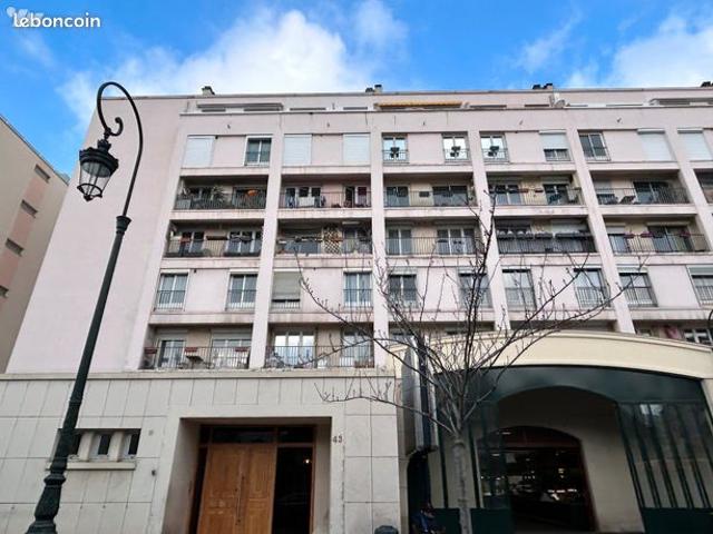 Appartement vente à Puteaux, Hauts-de-Seine