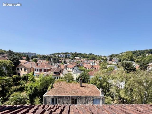 Appartement vente à Ville-d'Avray, Hauts-de-Seine