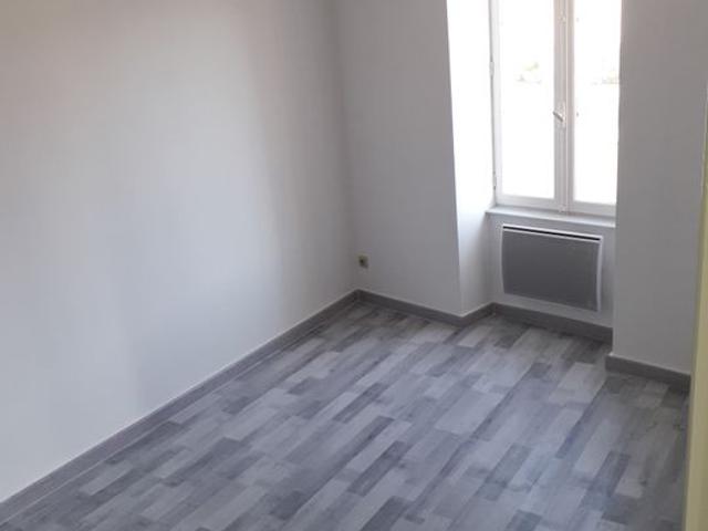 Appartement location à Gy-l'Évêque, Yonne