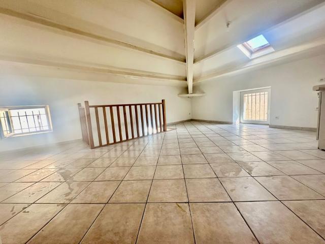 Appartement location à Nîmes, Saint-geniès-de-comolas
