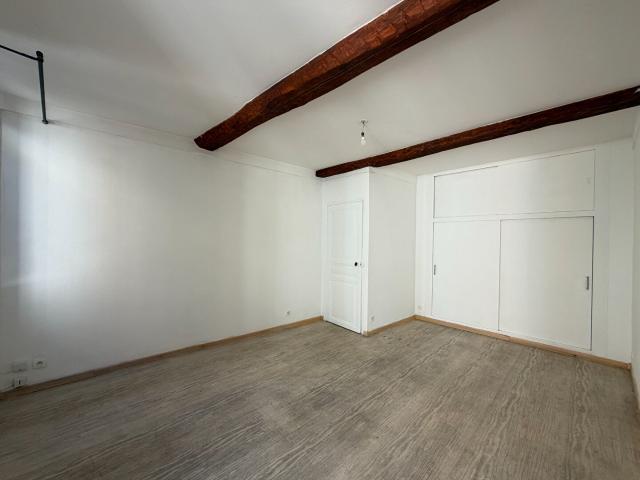 Appartement location à Arrondissement de Toulon, Solliès-pont