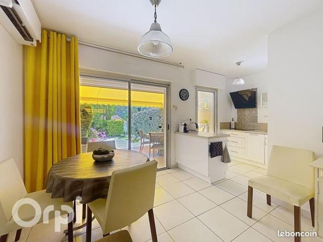 Appartement vente à Arrondissement de Draguignan, Saint-raphaël