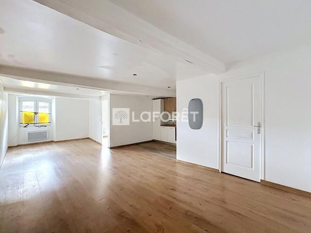 Appartement location à Lons-le-Saunier, Saint-amour