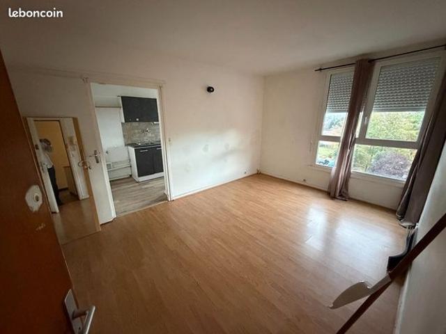 Appartement vente à Saint-Pierre-lès-Elbeuf, Seine-Maritime