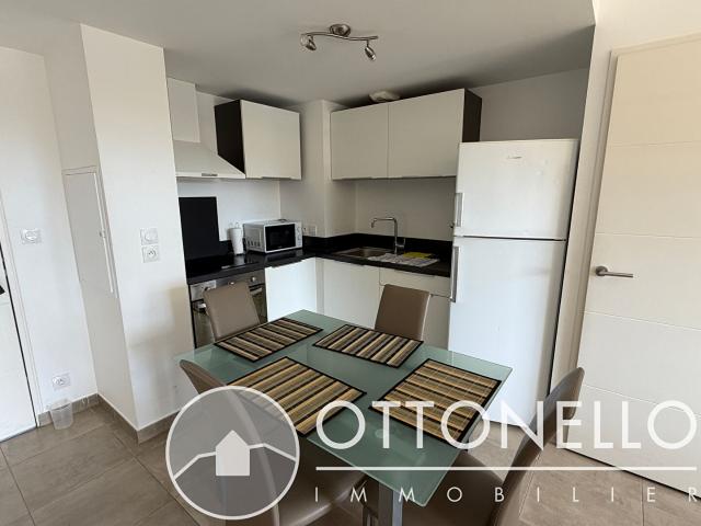 Appartement location à Arrondissement de Draguignan, Roquebrune-sur-argens