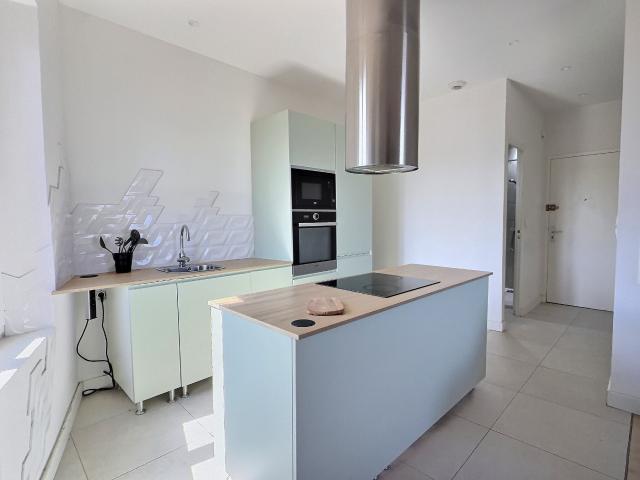 Appartement vente à Arrondissement de Toulon, Hyères