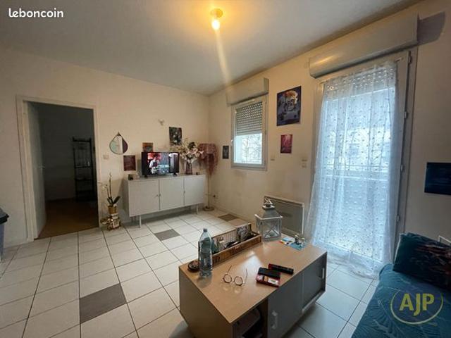 Appartement vente à Saintes