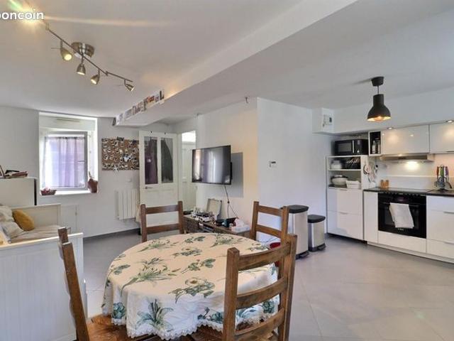 Appartement vente à La Tour-du-Pin, Saint-victor-de-cessieu