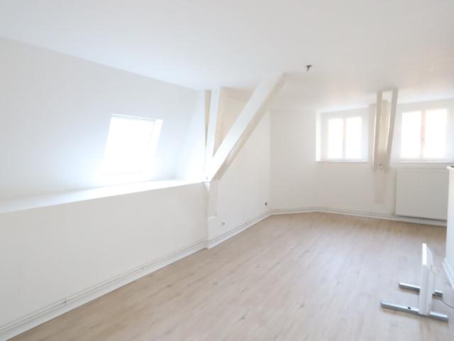 Appartement location à Cosne-Cours-sur-Loire, La Charité-sur-loire