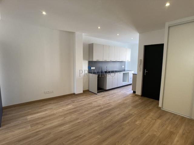 Appartement location à Arrondissement de Draguignan, Saint-raphaël
