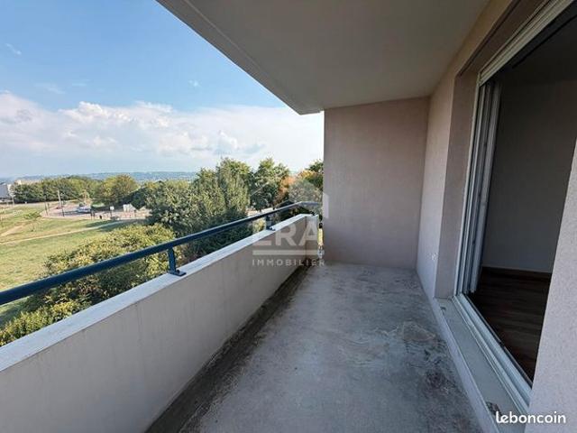 Appartement vente à L'Isle-d'Abeau, Isère