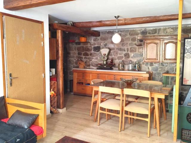 Appartement vente à Nice, Puget-théniers
