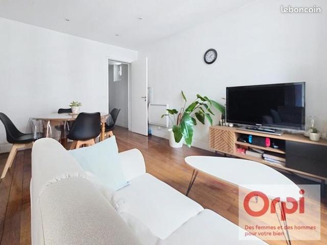 Appartement vente à Issy-les-Moulineaux, Hauts-de-Seine