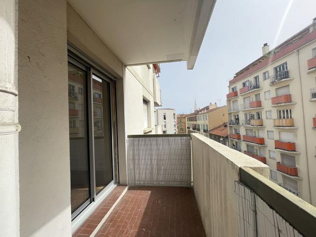 Appartement location à Quartier Jean-Médecin, Nice