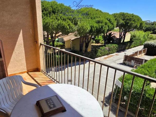 Appartement vente à Arrondissement de Toulon, Hyères