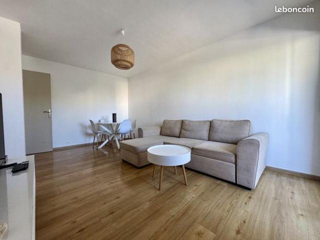 Appartement vente à Arrondissement de Toulon, Le Lavandou