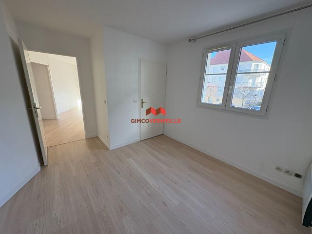 Appartement vente à Rambouillet, Voisins-le-bretonneux