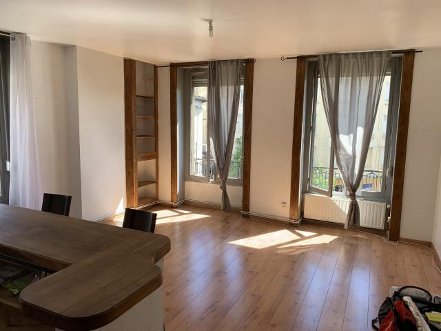 Appartement location à Saint-Étienne, Saint-etienne