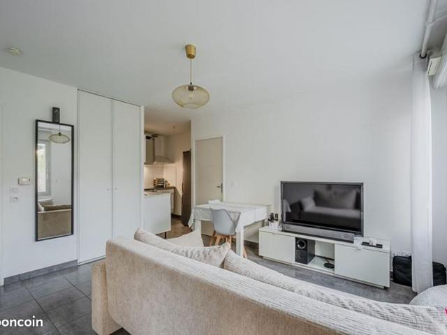 Appartement vente à Meyzieu, Rhône