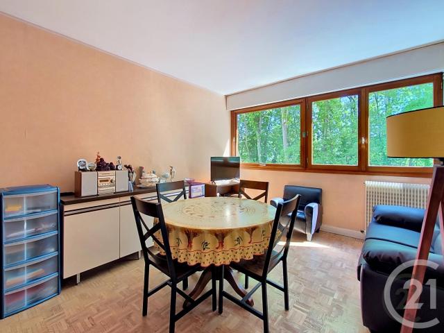 Appartement vente à Melun, Vaux-le-pénil