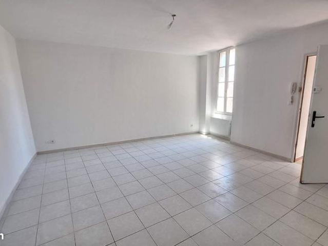 Appartement vente à Aix-en-Provence, Lançon-provence