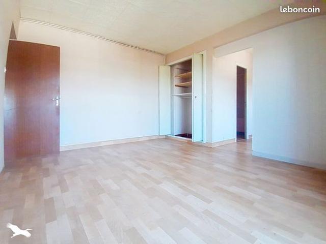 Appartement vente à Saint-Martin-des-Champs, Cher