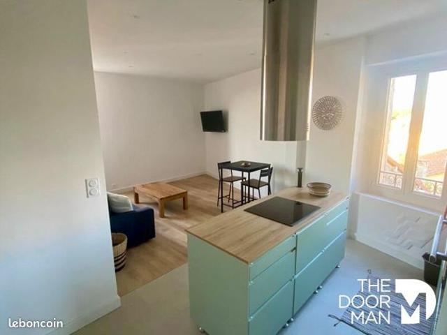 Appartement vente à Arrondissement de Toulon, Hyères