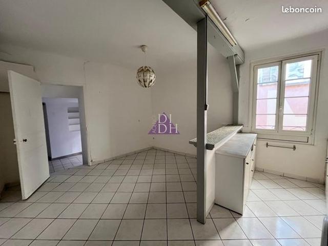Appartement vente à Arrondissement de Toulon, Hyères
