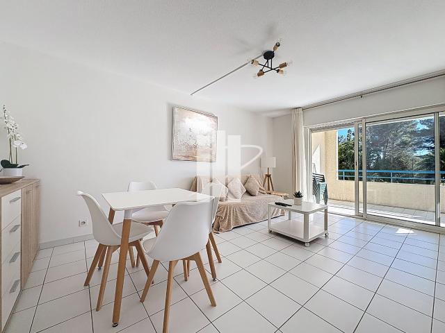 Appartement vente à Arrondissement de Draguignan, Saint-raphaël