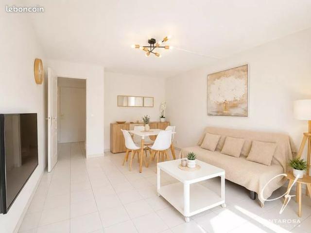 Appartement vente à Arrondissement de Draguignan, Saint-raphaël